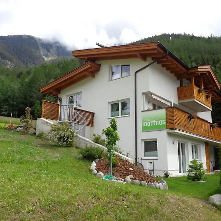 Haus Matthias Apartment Umhausen Exterior photo